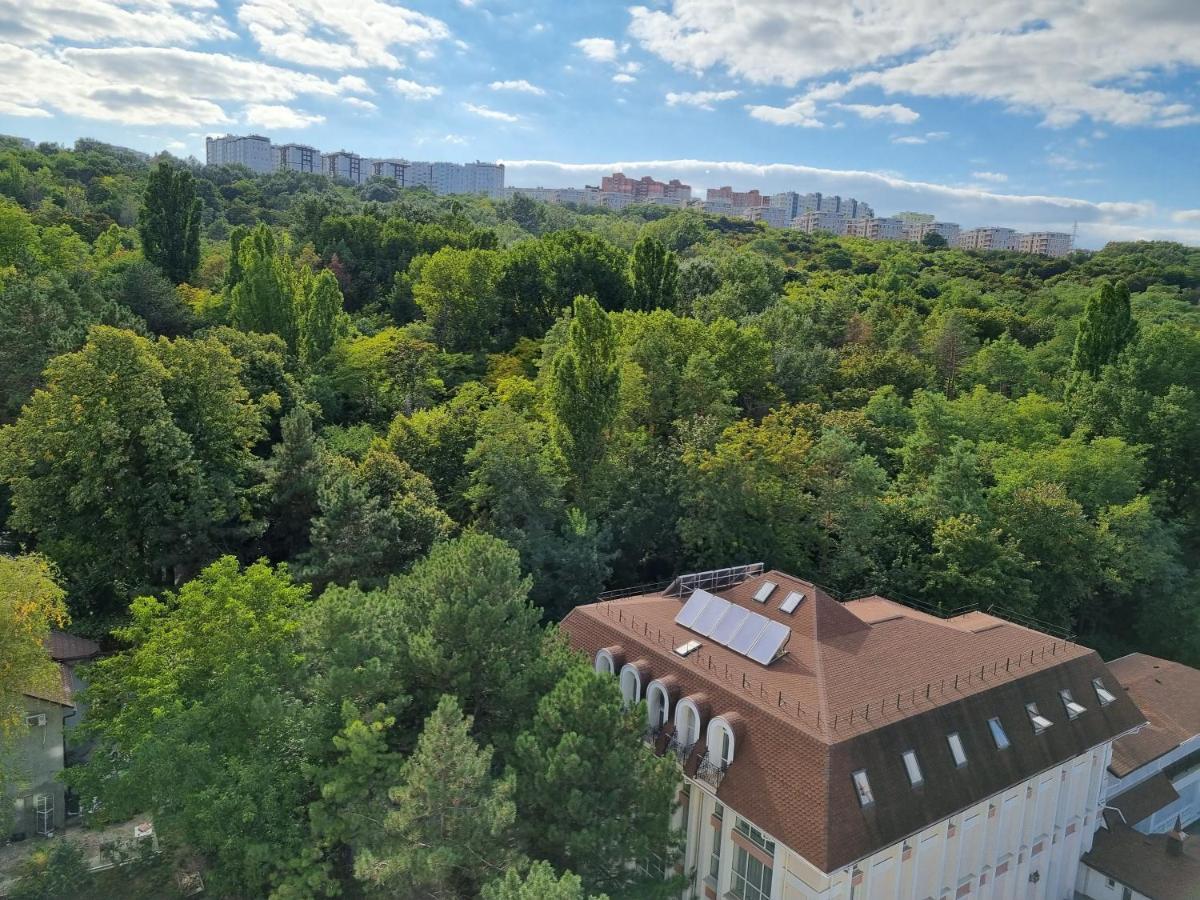 Park Loft, Calea Iesilor 67 Apartment Kischinau